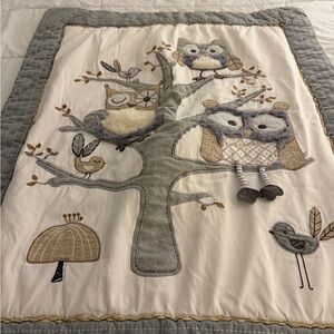Levtex Gray,Cream and Beige Owl Baby Quilt